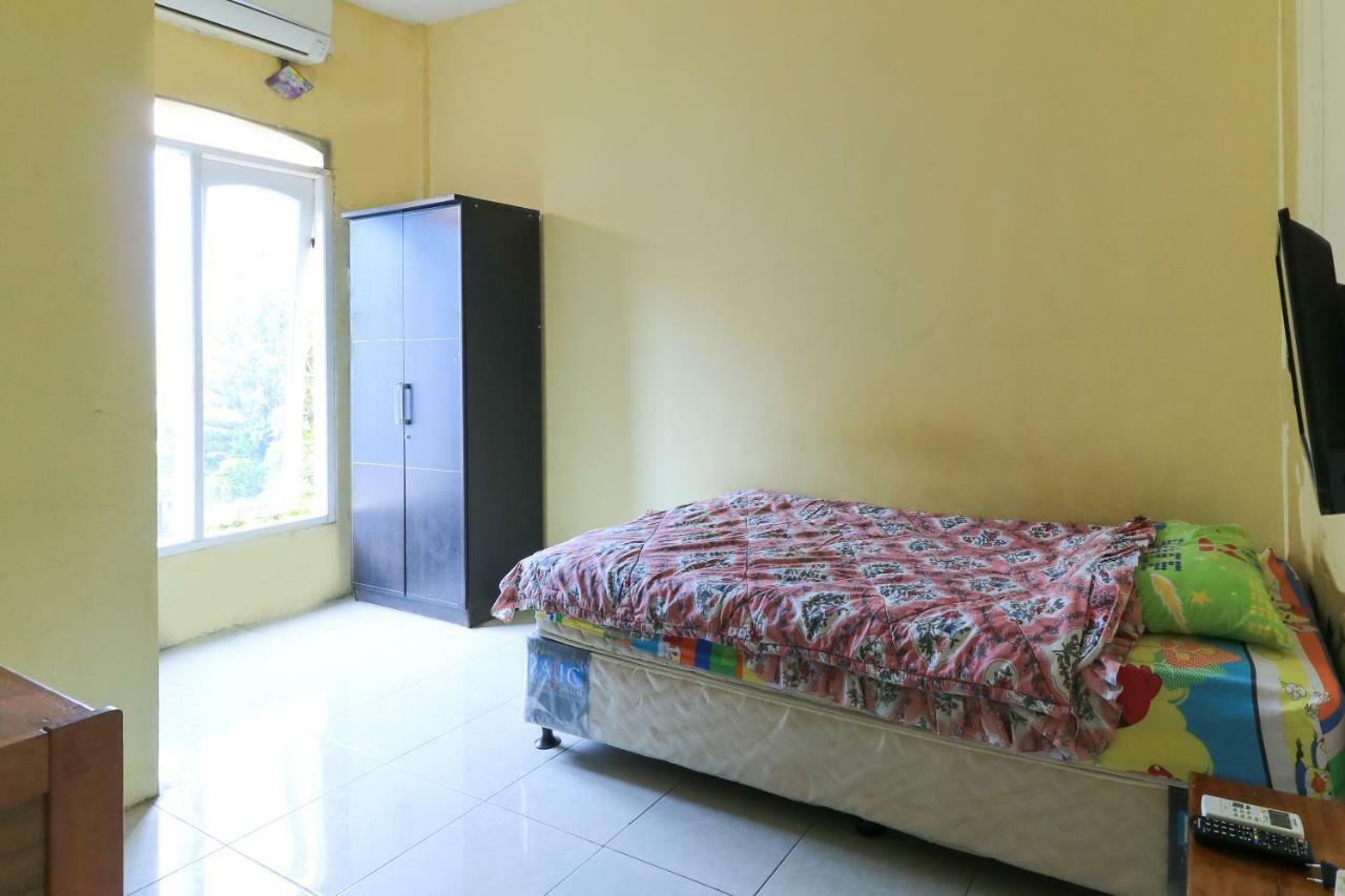 Sentosa 76 Guest House Balikpapan (Borneo) Exterior foto