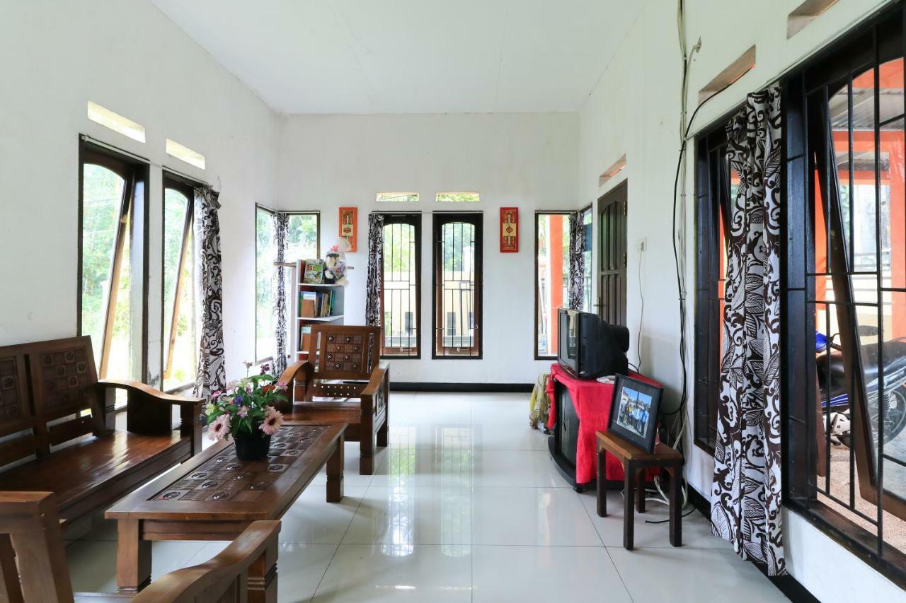 Sentosa 76 Guest House Balikpapan (Borneo) Exterior foto